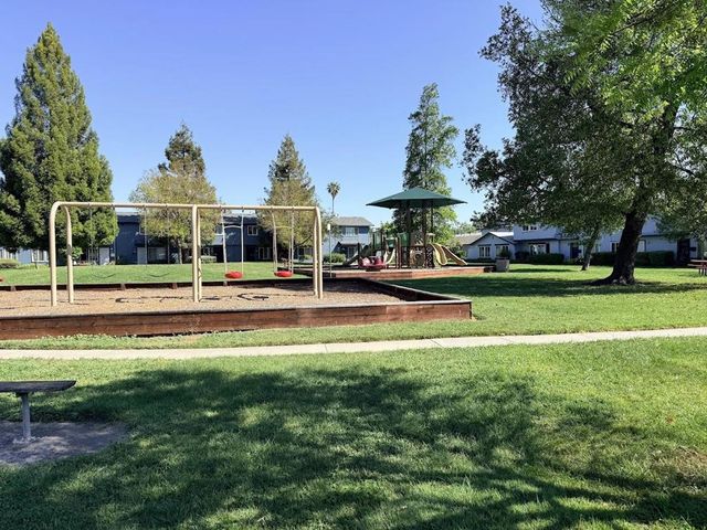 415 Don Seville Ct, San Jose, CA 95123