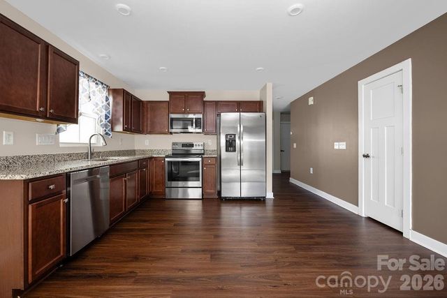 9747 Wardley Drive, Charlotte, NC 28215