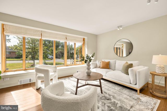 7105 MARLAN DR, Alexandria, VA 22307