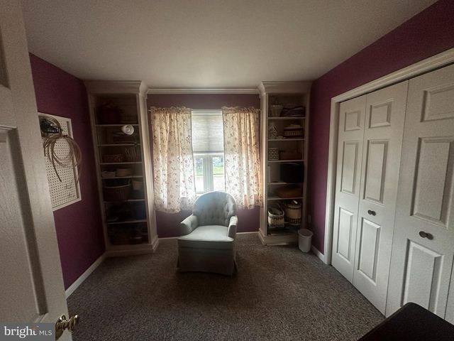 1010 HILLSIDE AVE, Elizabethtown, PA 17022