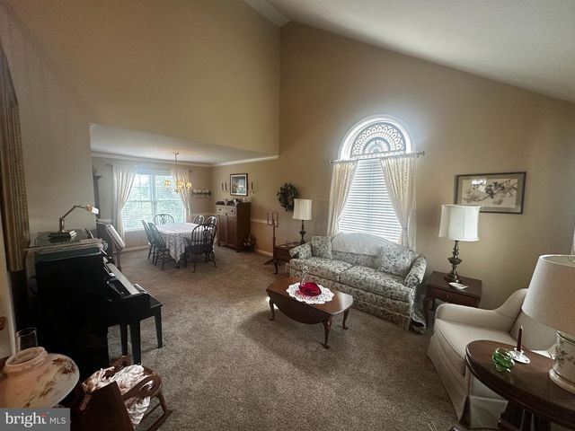 1010 HILLSIDE AVE, Elizabethtown, PA 17022
