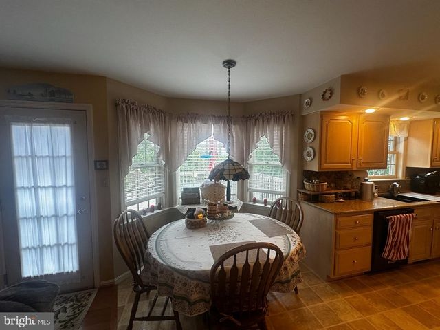 1010 HILLSIDE AVE, Elizabethtown, PA 17022