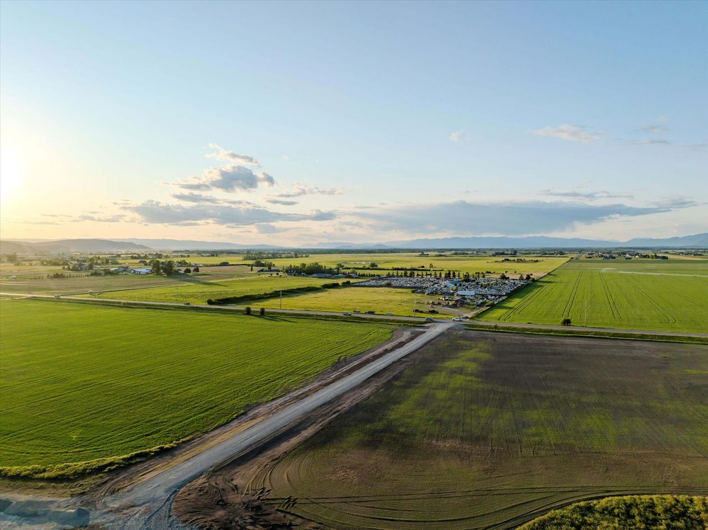 936 Mt Highway 82, Somers, MT 59932 photo 14