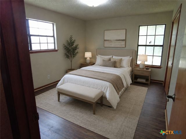972 Barbarosa Road, New Braunfels, TX 78130