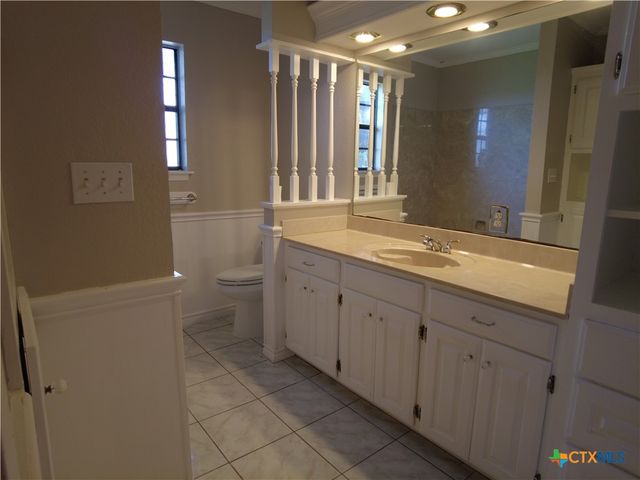 972 Barbarosa Road, New Braunfels, TX 78130
