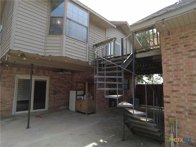 972 Barbarosa Road, New Braunfels, TX 78130