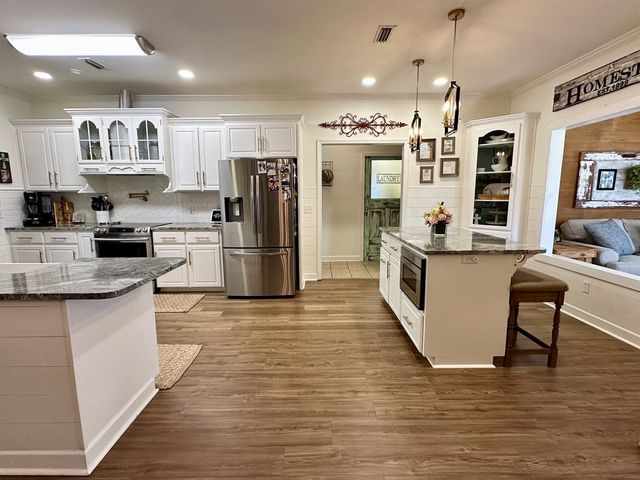 101 Eton Dr, Dothan, AL 36305