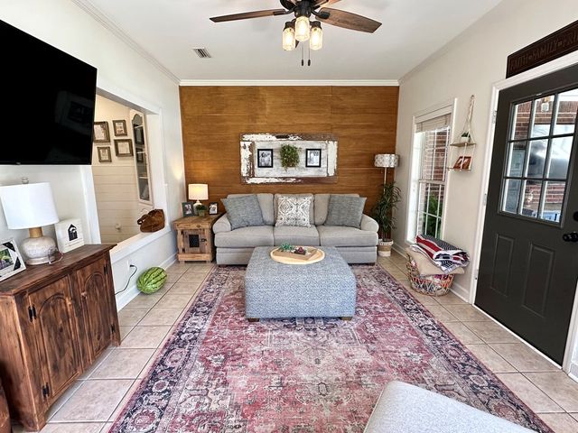 101 Eton Dr, Dothan, AL 36305
