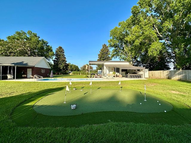 101 Eton Dr, Dothan, AL 36305