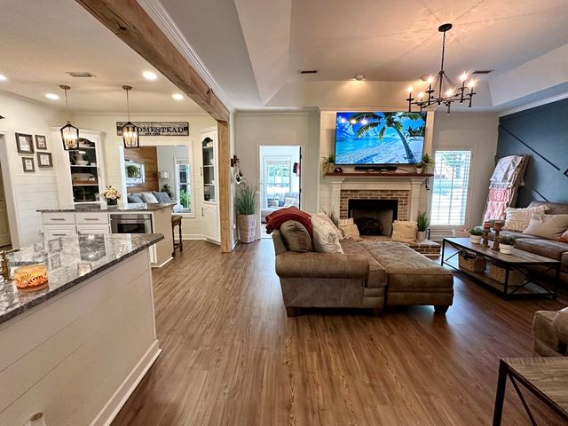 101 Eton Dr, Dothan, AL 36305