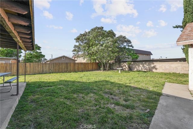 8440 Juniper Avenue, Fontana, CA 92335