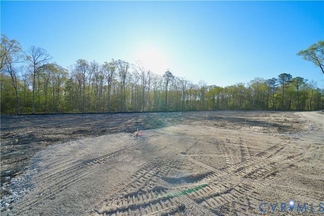 13216 Bradley Bridge Rd, Chester, VA 23831