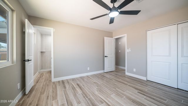 7727 W EARLL Drive, Phoenix, AZ 85033