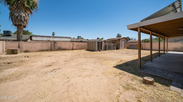 7727 W EARLL Drive, Phoenix, AZ 85033