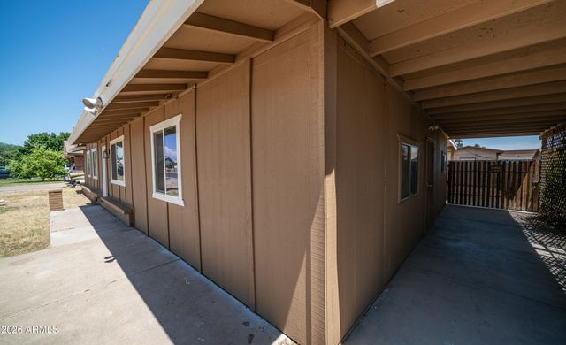 7727 W EARLL Drive, Phoenix, AZ 85033