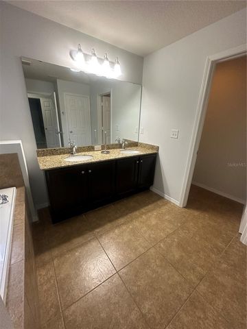 8836 TURNSTONE SHORE LANE, Riverview, FL 33578