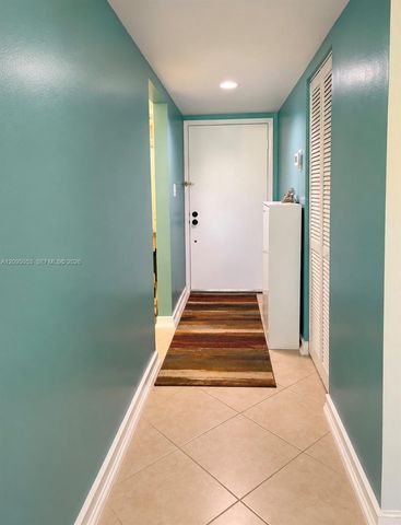 3141 NW 47th Terrace 122, Lauderdale Lakes, FL 33319