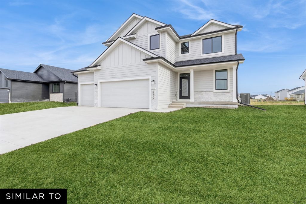 2595 SE Florence Drive, Waukee, IA 50263