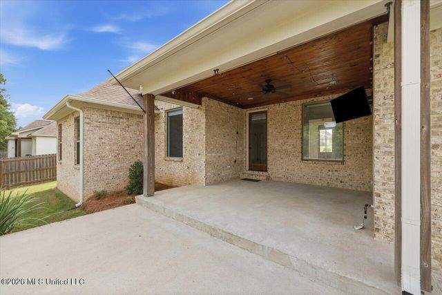 103 Ashby Ridge Drive, Canton, MS 39046