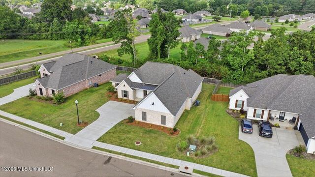 103 Ashby Ridge Drive, Canton, MS 39046