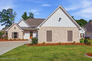 103 Ashby Ridge Drive, Canton, MS 39046
