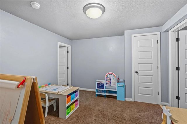 27800 Wonka Drive, Louisburg, KS 66053