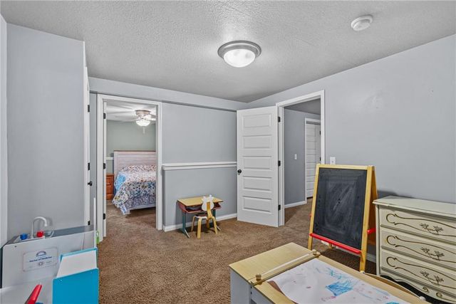 27800 Wonka Drive, Louisburg, KS 66053