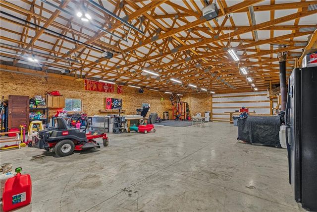 27800 Wonka Drive, Louisburg, KS 66053