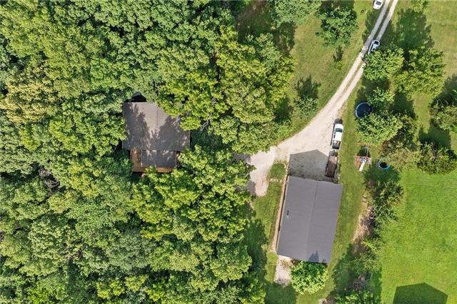 27800 Wonka Drive, Louisburg, KS 66053