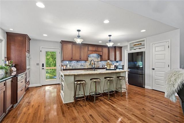 27800 Wonka Drive, Louisburg, KS 66053