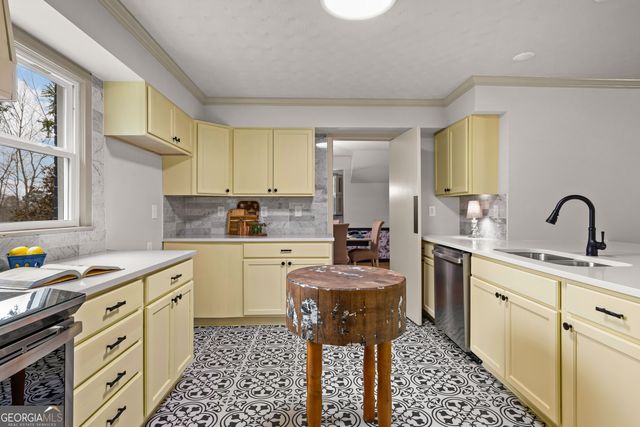 617 Mayes Way, Manchester, GA 31816