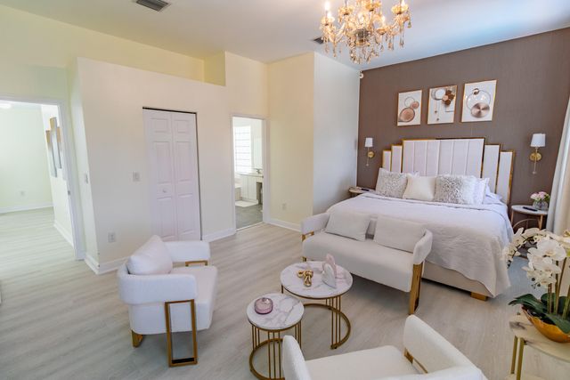 1534 Running Oak Lane, Royal Palm Beach, FL 33411