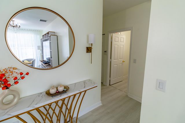 1534 Running Oak Lane, Royal Palm Beach, FL 33411
