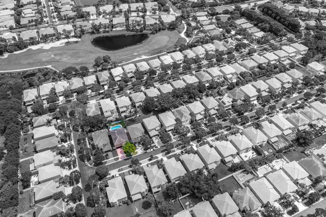 1534 Running Oak Lane, Royal Palm Beach, FL 33411