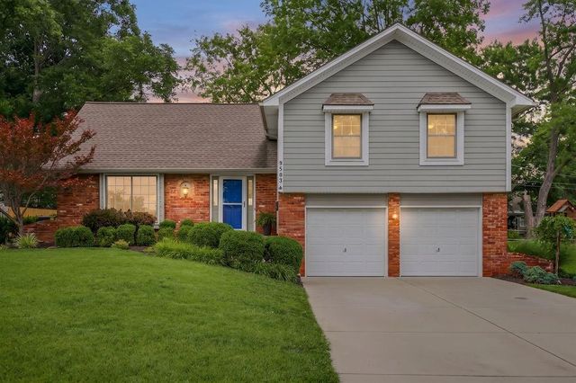 9503 Farley Circle, Overland Park, KS 66212