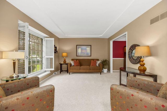 9503 Farley Circle, Overland Park, KS 66212