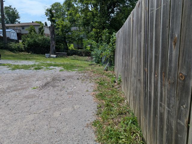 824 Oakwood Terrace Dr, Antioch, TN 37013