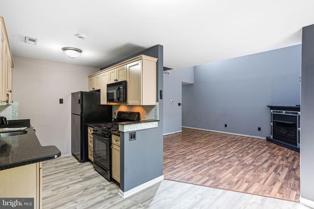 343 TAVISTOCK, Cherry Hill, NJ 08034