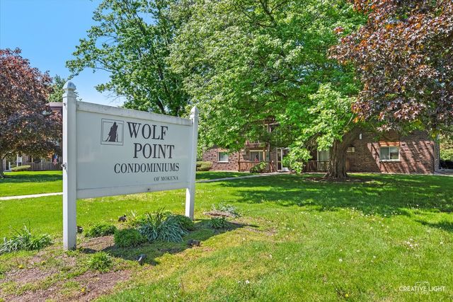 19360 Wolf Road 9, Mokena, IL 60448