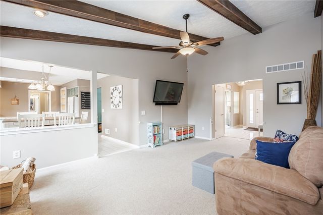 5 Silver Ridge Drive, Greece, NY 14626