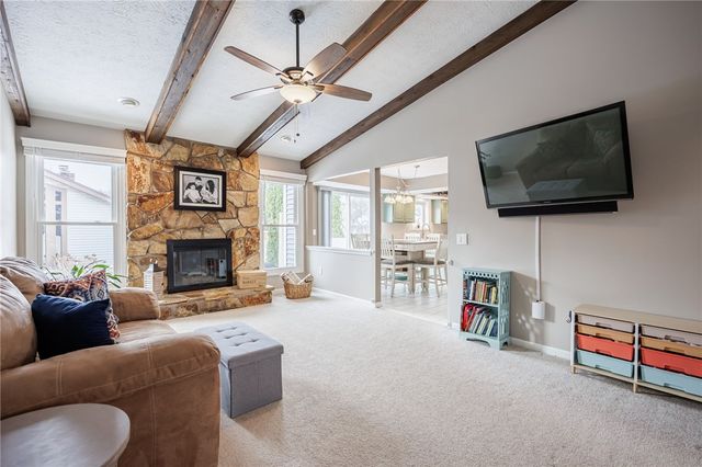 5 Silver Ridge Drive, Greece, NY 14626