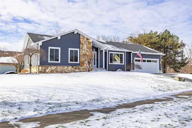 5 Silver Ridge Drive, Greece, NY 14626