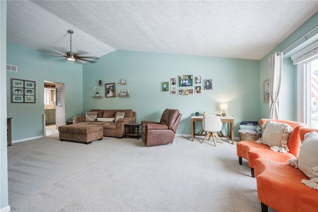 5 Silver Ridge Drive, Greece, NY 14626