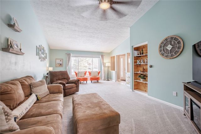 5 Silver Ridge Drive, Greece, NY 14626