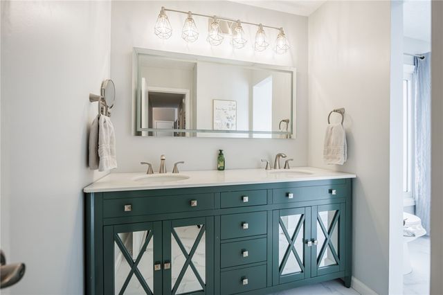 5 Silver Ridge Drive, Greece, NY 14626