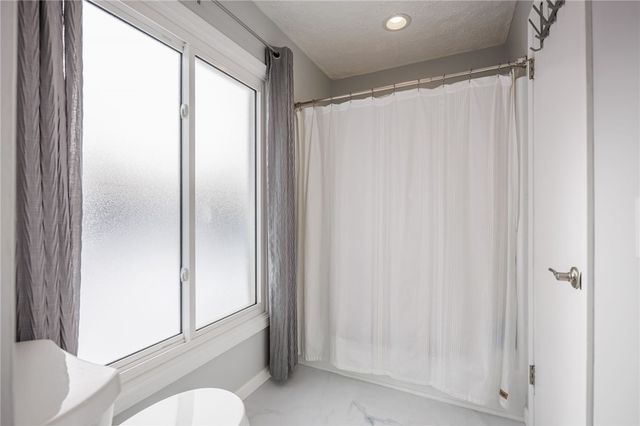 5 Silver Ridge Drive, Greece, NY 14626