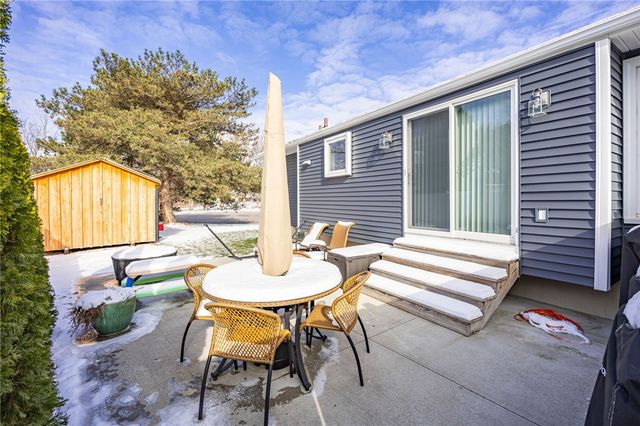 5 Silver Ridge Drive, Greece, NY 14626