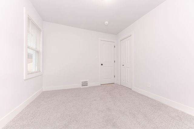 33988 Richard Street, Wayne, MI 48184