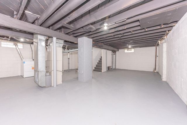 33988 Richard Street, Wayne, MI 48184