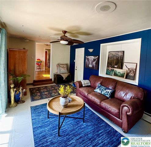 1460 Walnut Lane, Macungie Boro, PA 18062